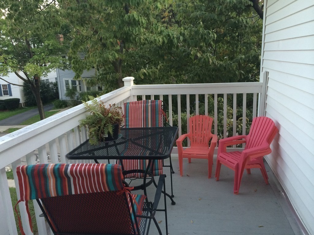 4 Harvard Rd, Belmont