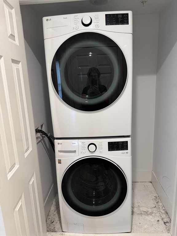 275 Broadway, Methuen