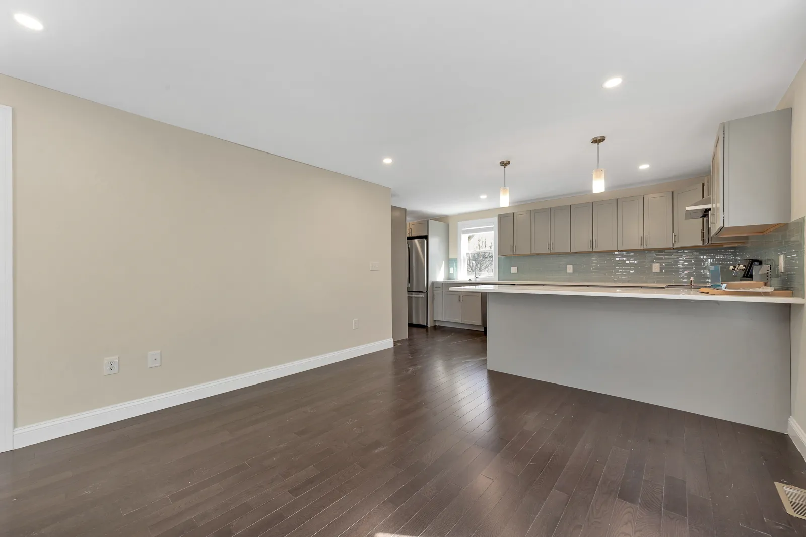 43 Wright Ave, South Medford