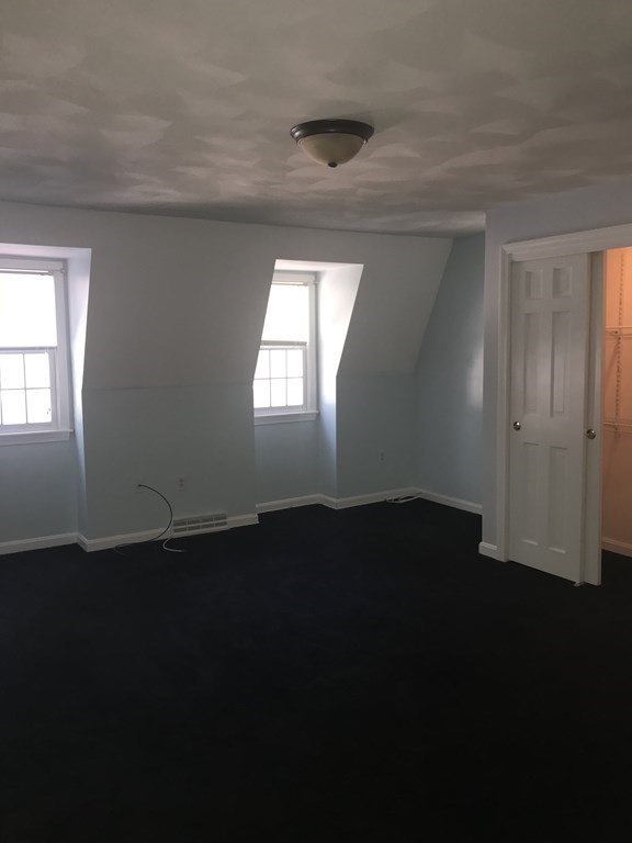 521 Wellman Ave, Chelmsford