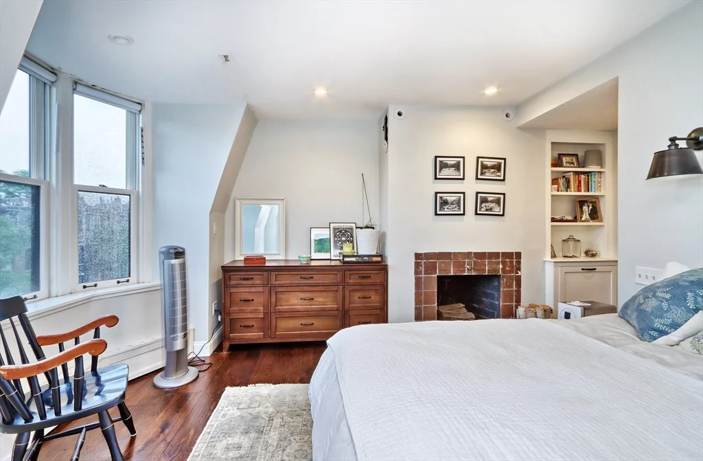 103 Appleton, South End