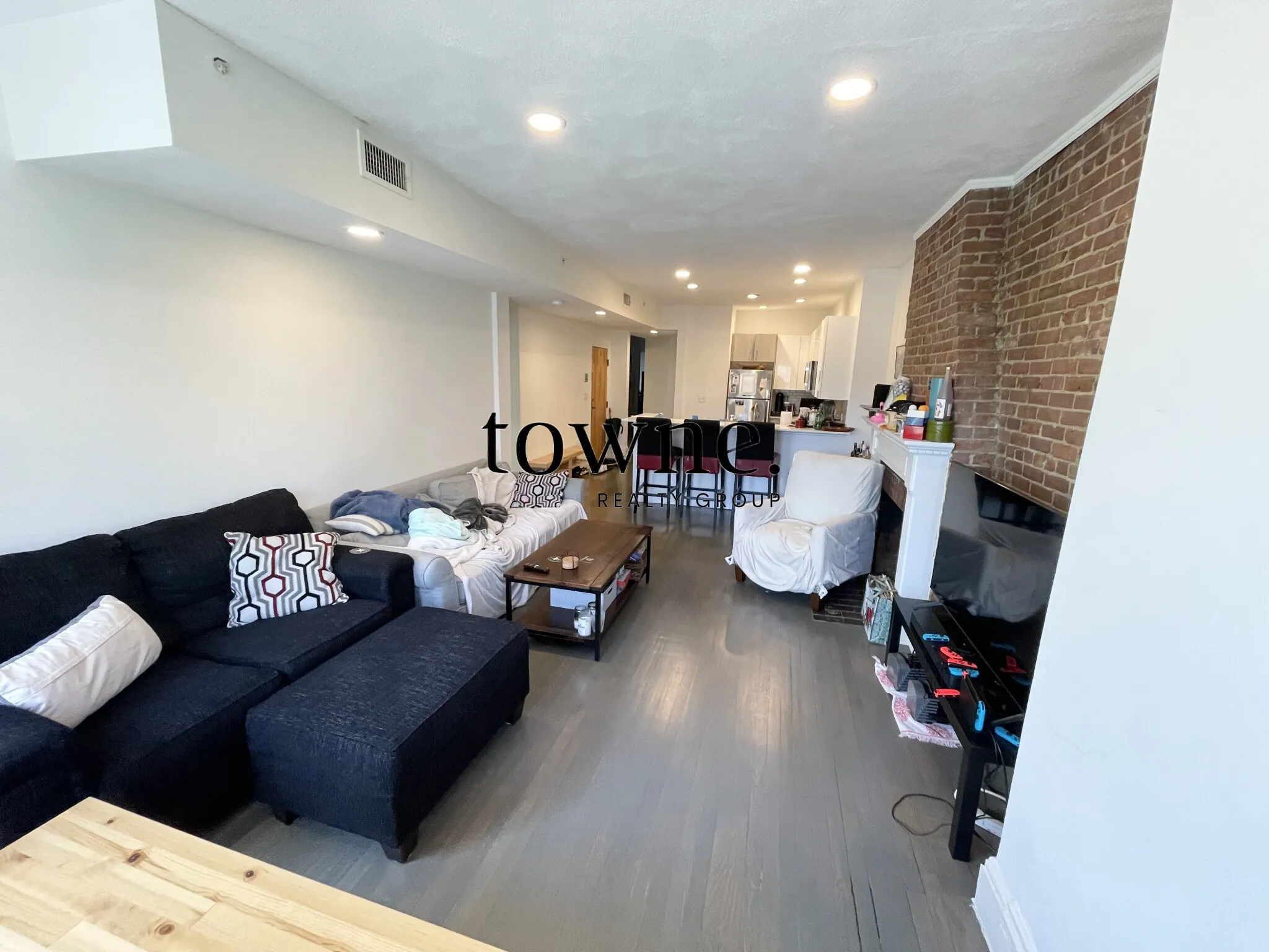 1406 Beacon St, Corey Hill