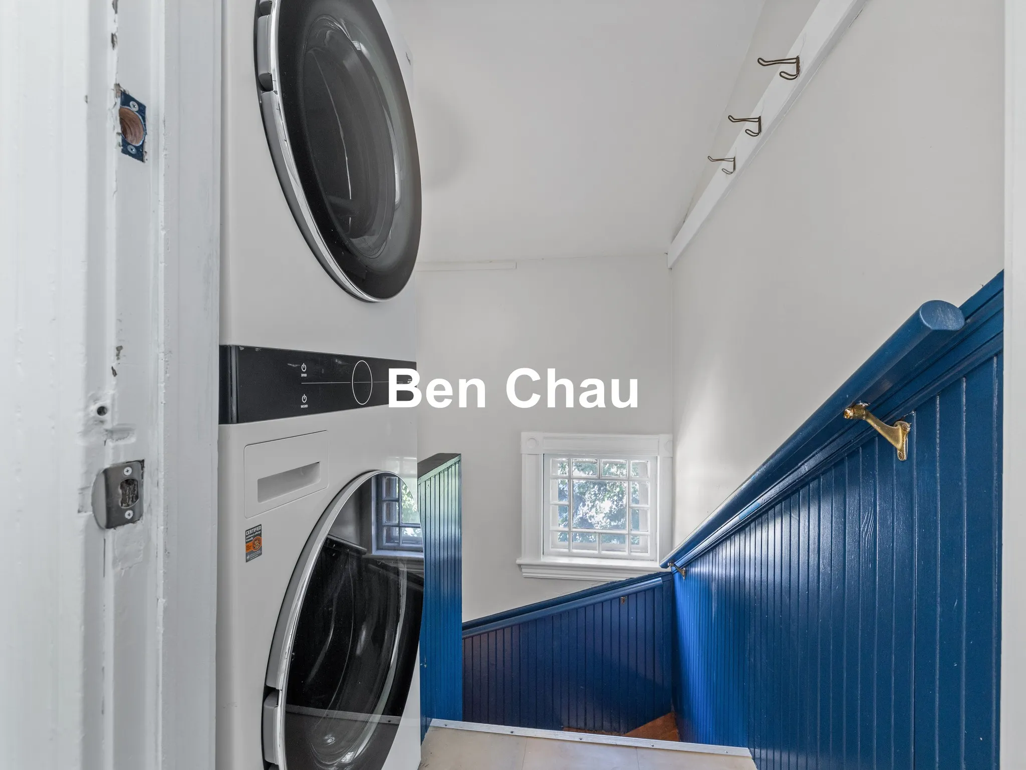 57 Hawthorne St, Davis Square