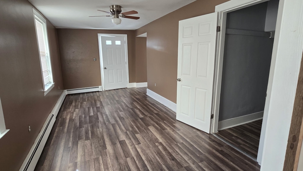 166 Pleasant St, Leominster