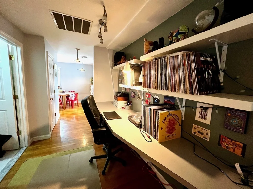 5 Austin, East Somerville