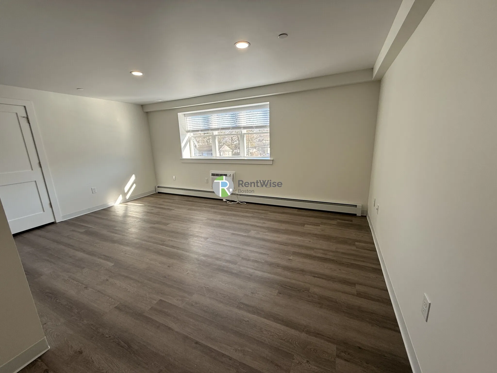 1741 Washington St, Braintree