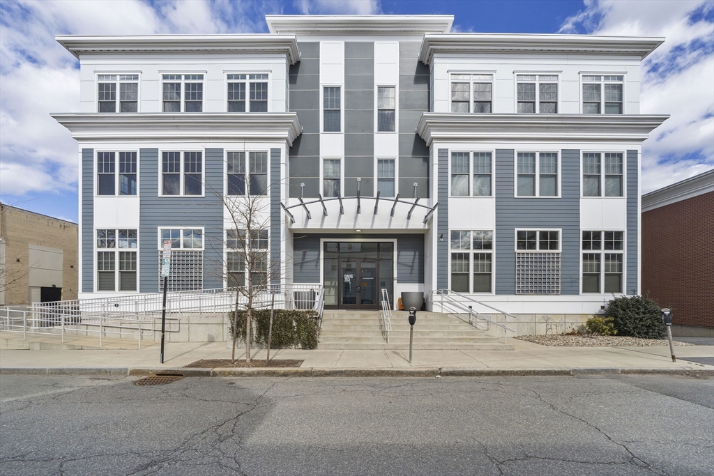 353 Summer St, Davis Square