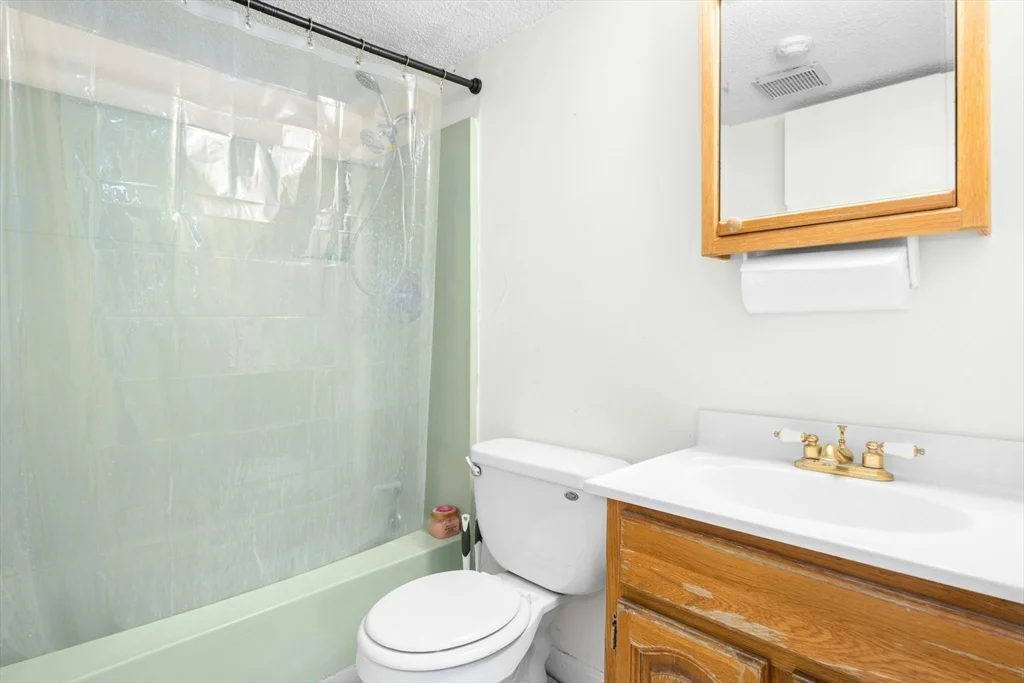 318 Codman Hill, Boxborough