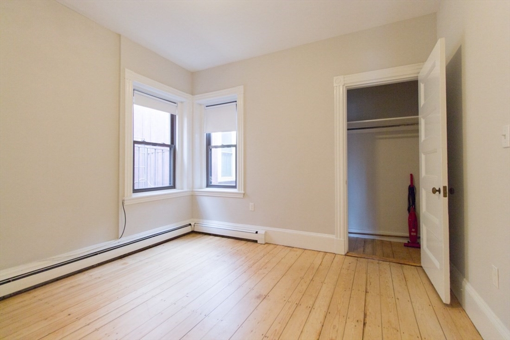 41 Harvard St, Central Village