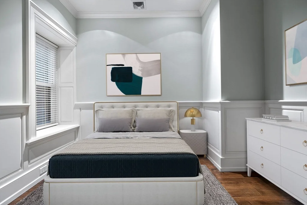 8 Garrison St, Back Bay