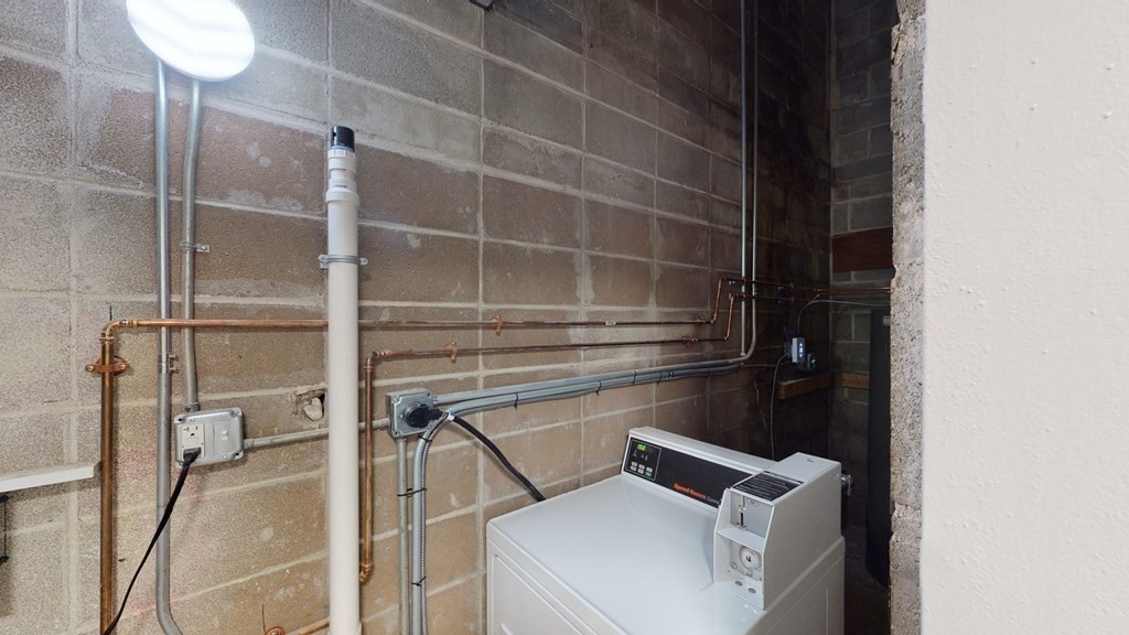 89 Woodrow Ave, Dorchester