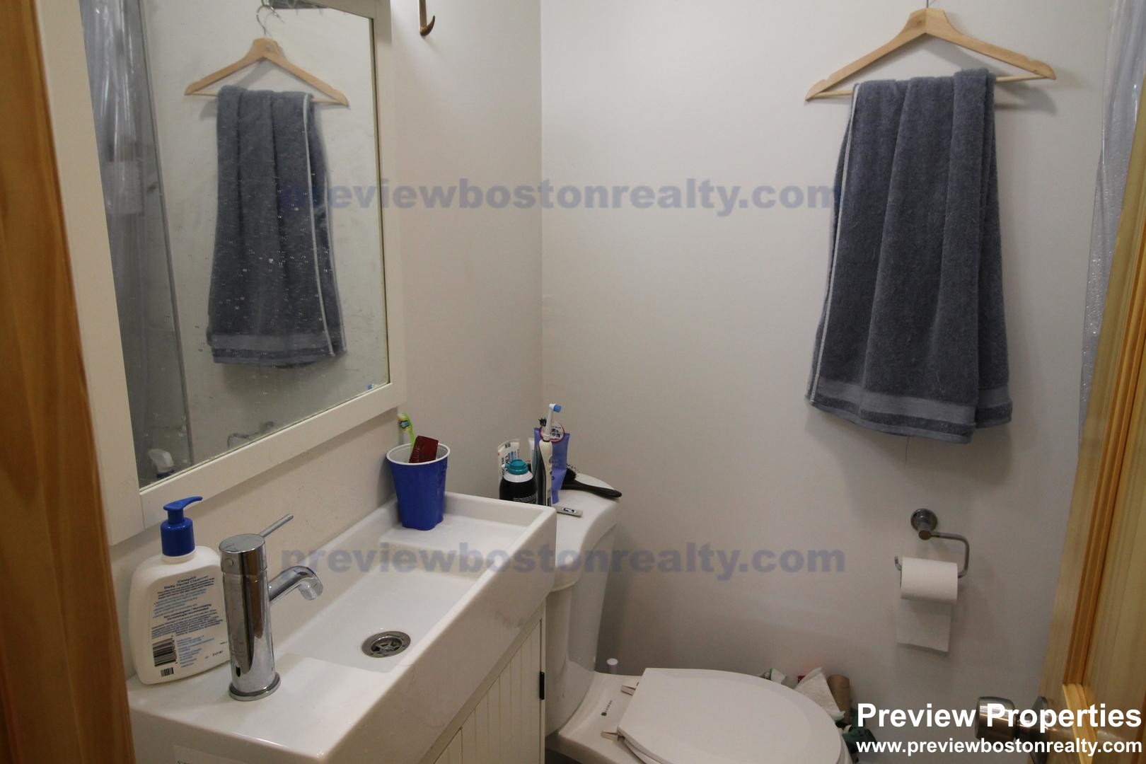 20 Winthrop St, Roxbury