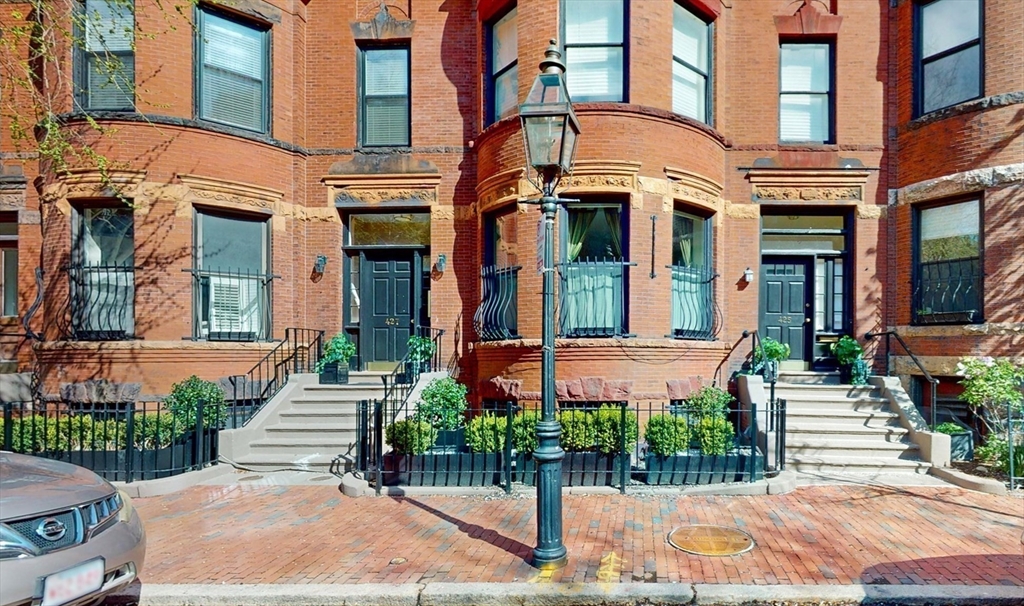 427 Marlborough St, Back Bay