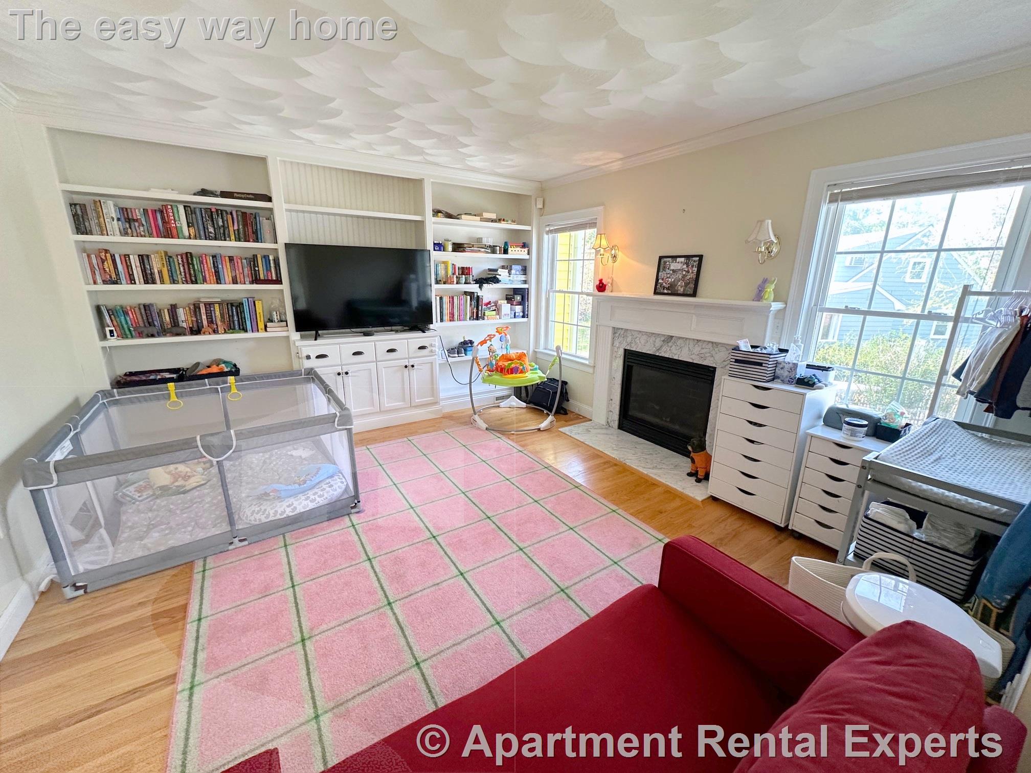 6 Farmers Circle, Arlington Center