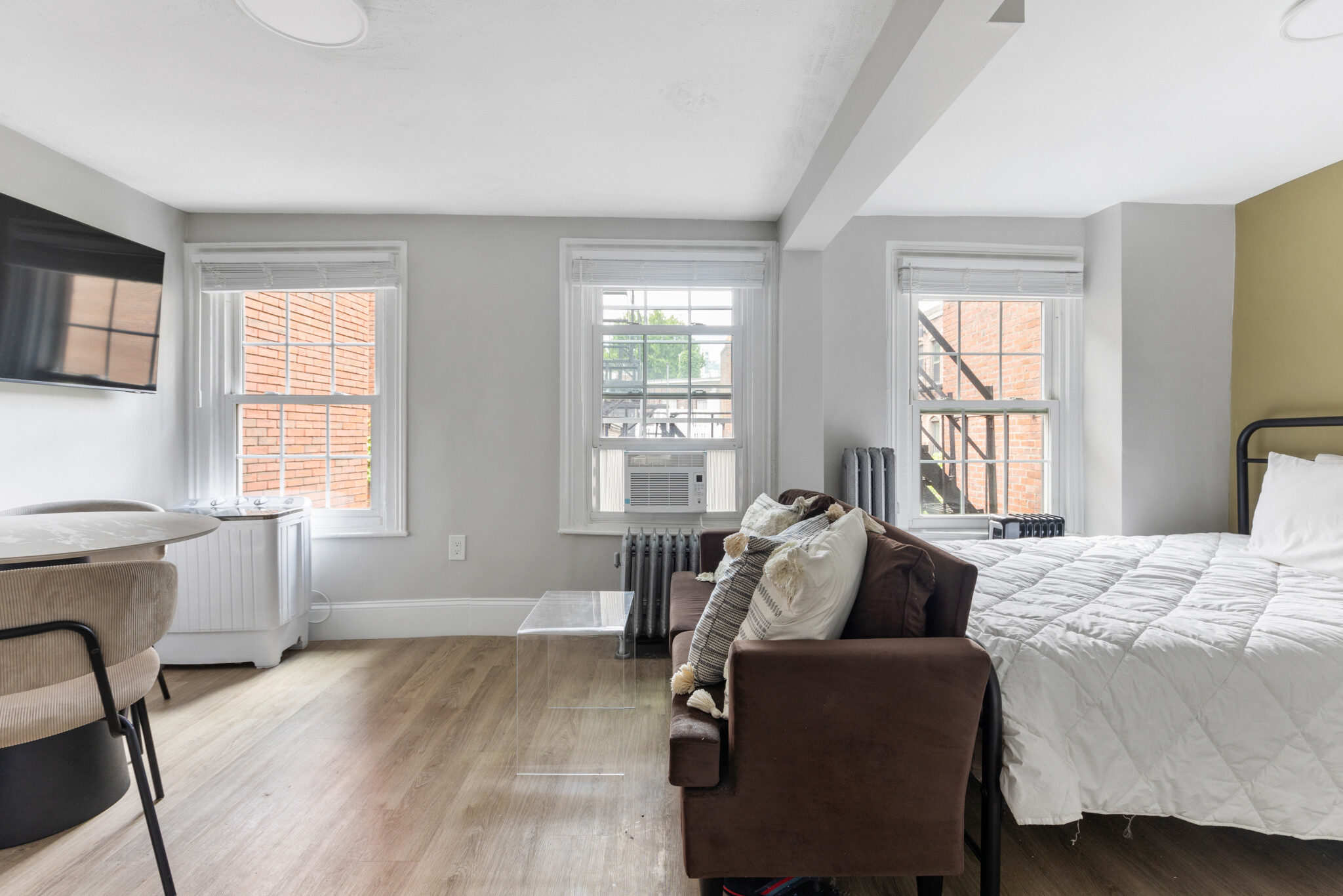 12 Derne St, Beacon Hill