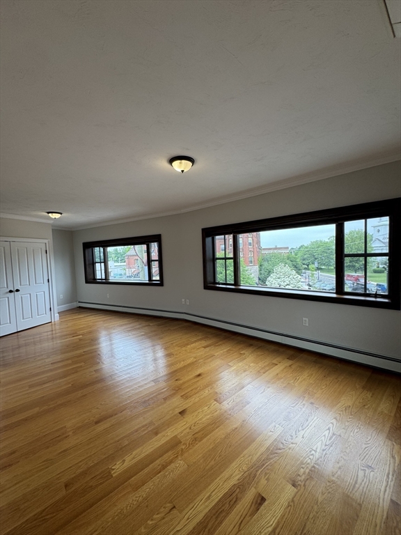 105 Pleasant St, South Weymouth