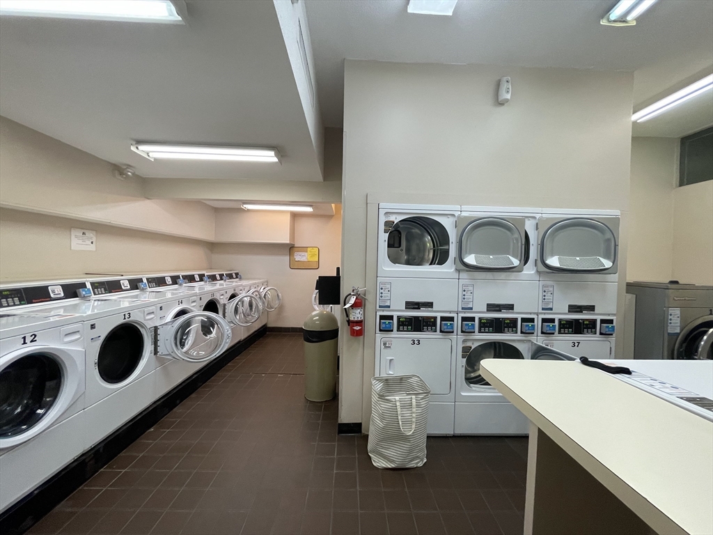 2 Shrewsbury Green Dr, Shrewsbury