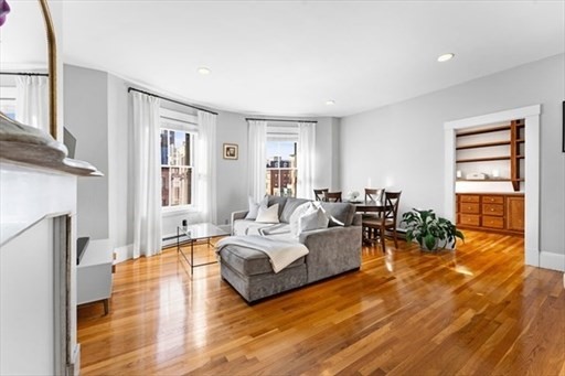 608 Massachusetts Ave, South End