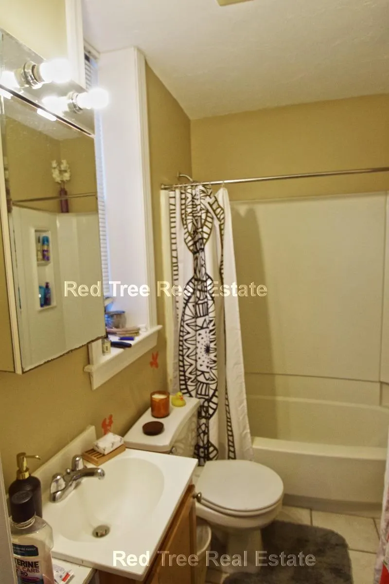 17 Highgate St, Allston