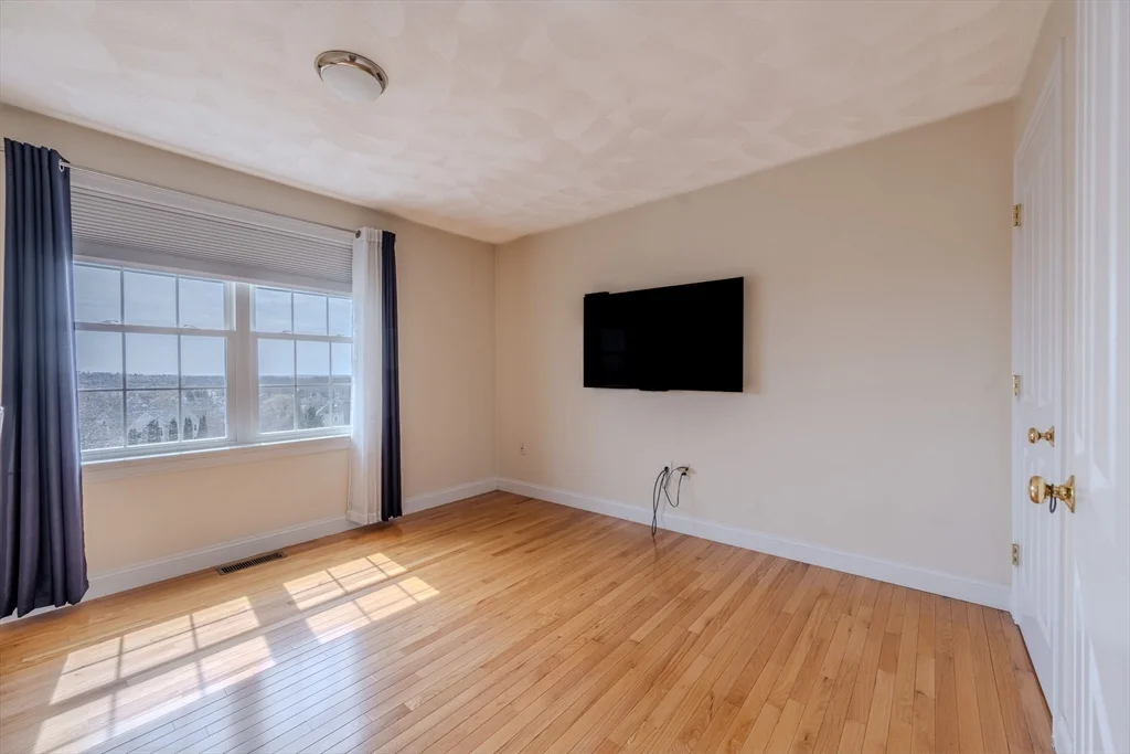 9 Kettle Way, Dracut