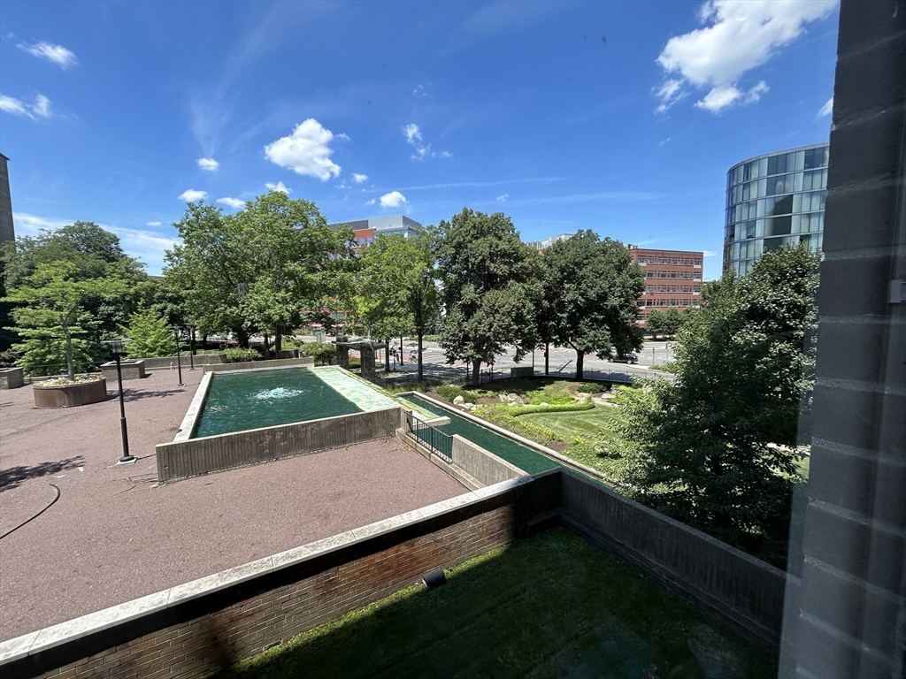 33 Pond Ave, Brookline Village