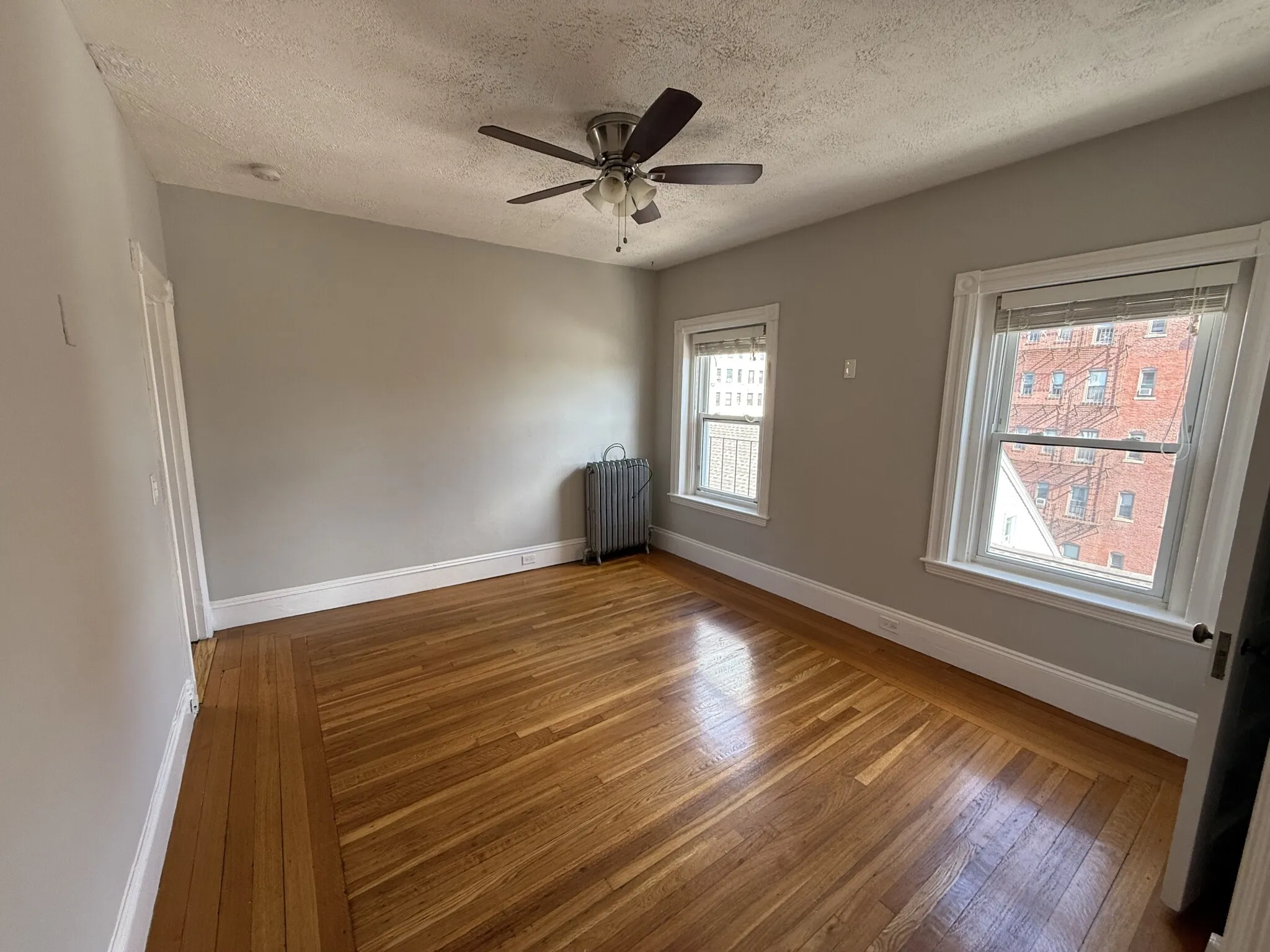 900 Massachusetts Ave, Riverside