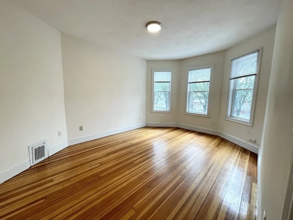 31 Edison Green, Dorchester