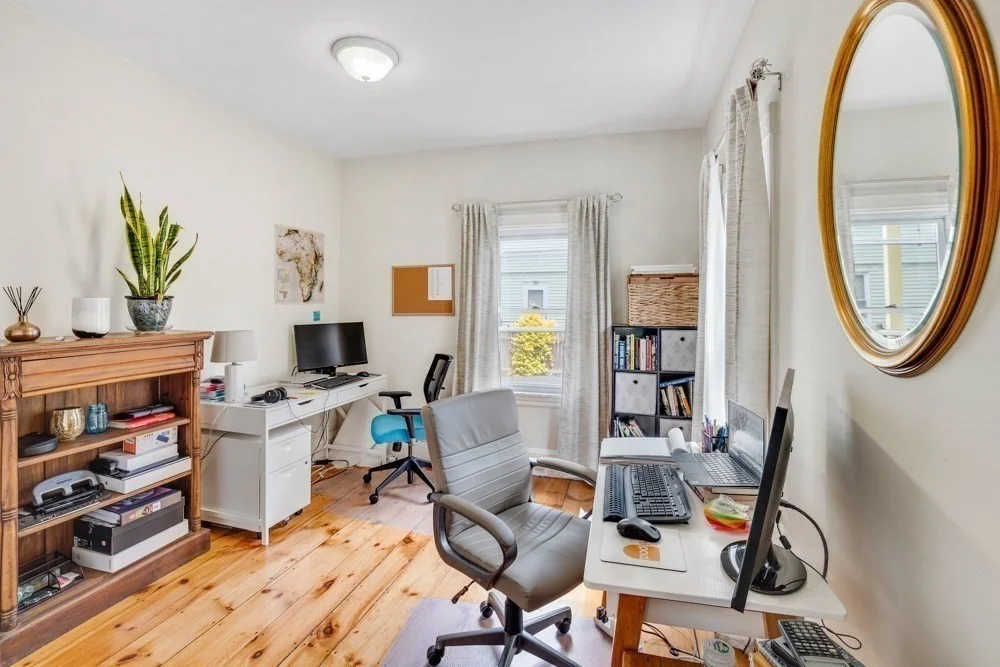 52 Waterhouse St, Teele Square