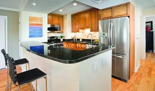 20 Chapel St, Longwood