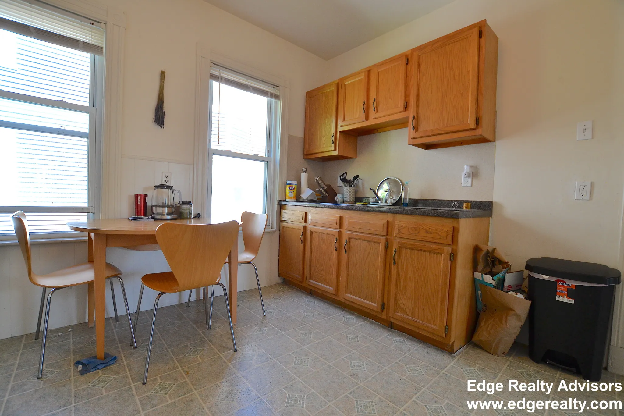 548 Washington St, Brighton