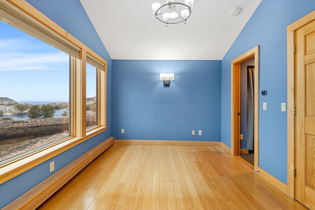 331 Granite St, Folly Cove