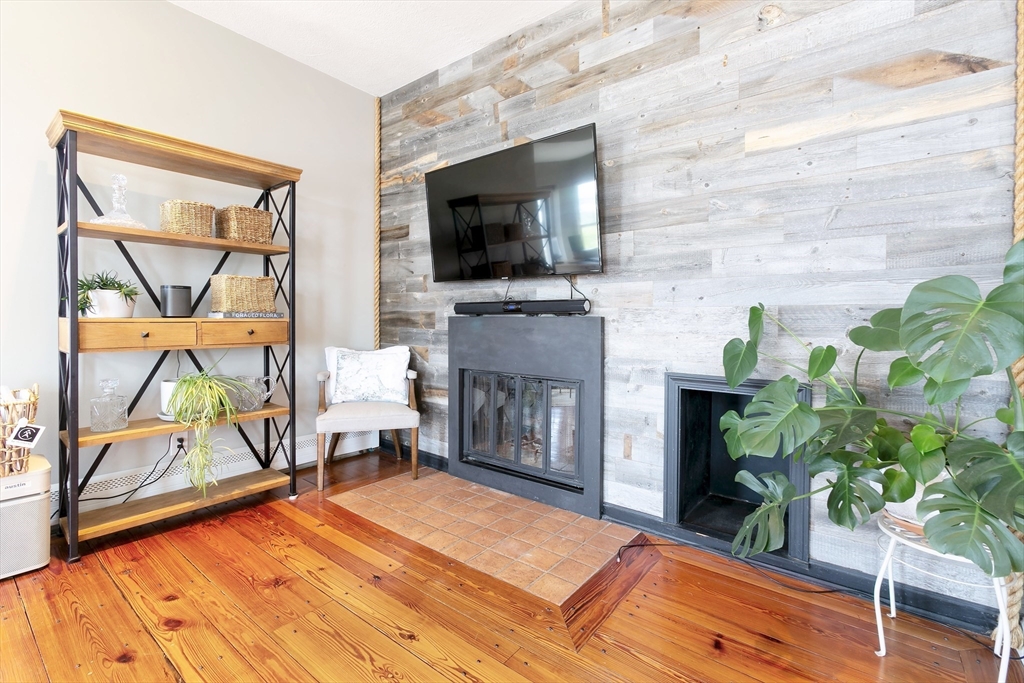 37 Winnisimmet St, Chelsea