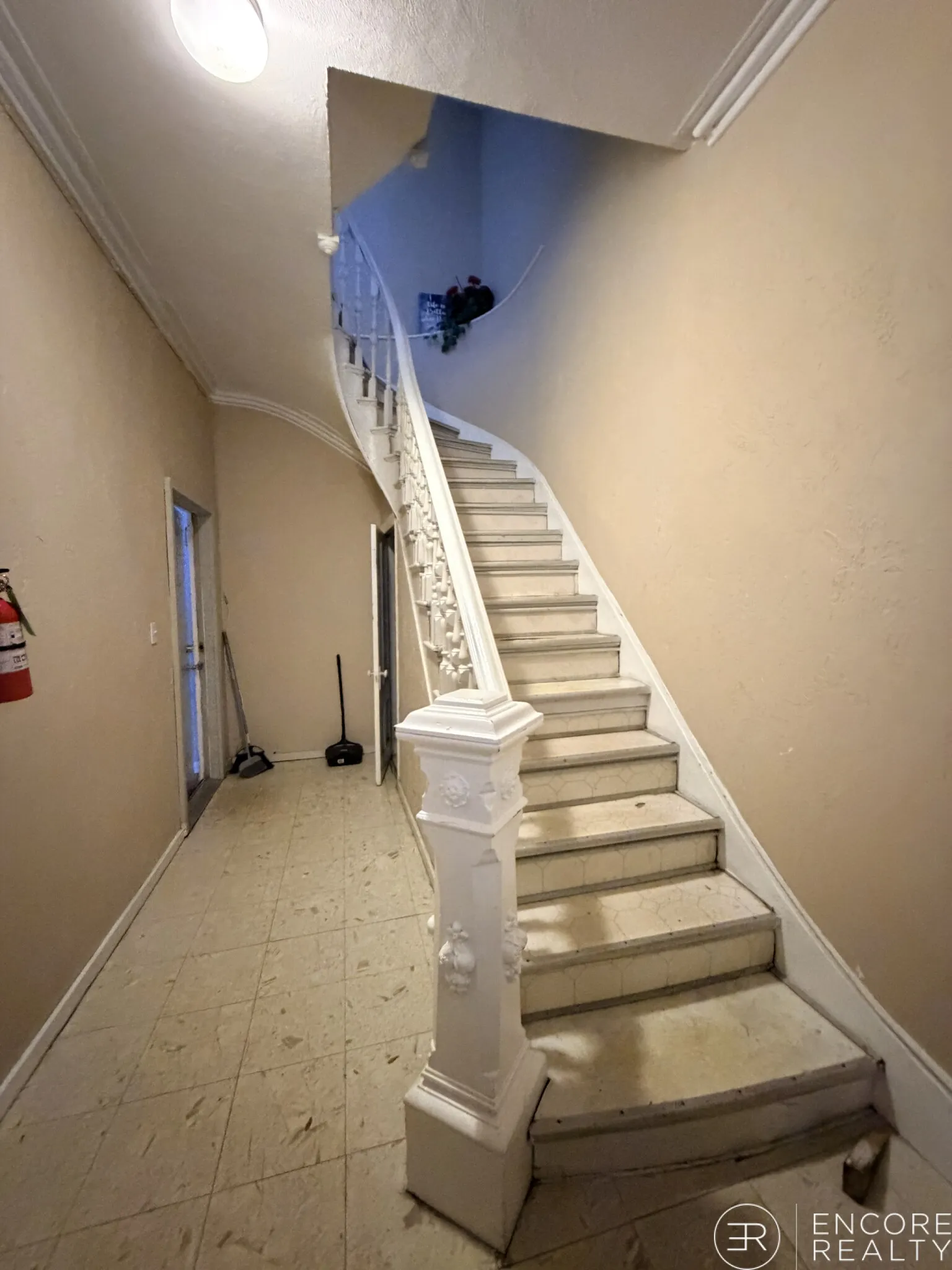 75 Putnam St, Eagle Hill