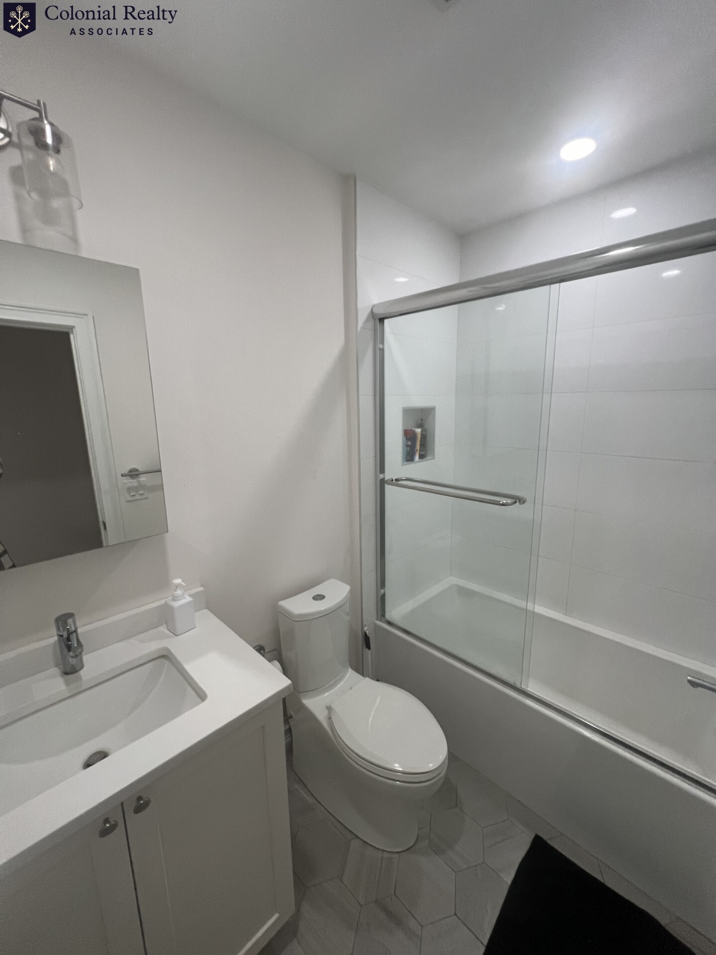 14 Mount Hood Rd, Brighton