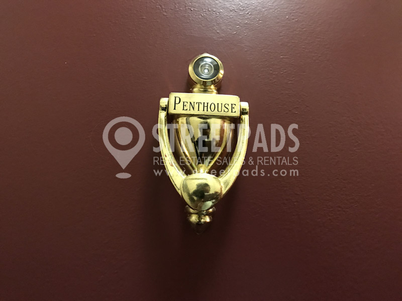 60 Brattle St, Harvard Square