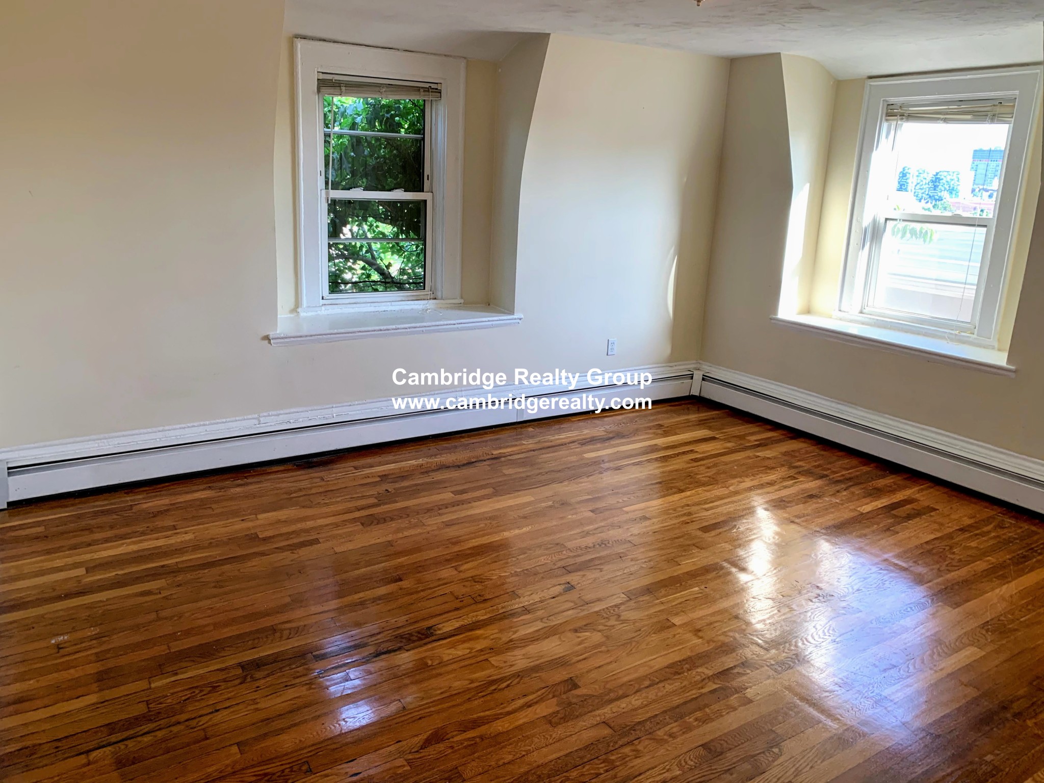 41 Crescent St, Medford Street / The Neck