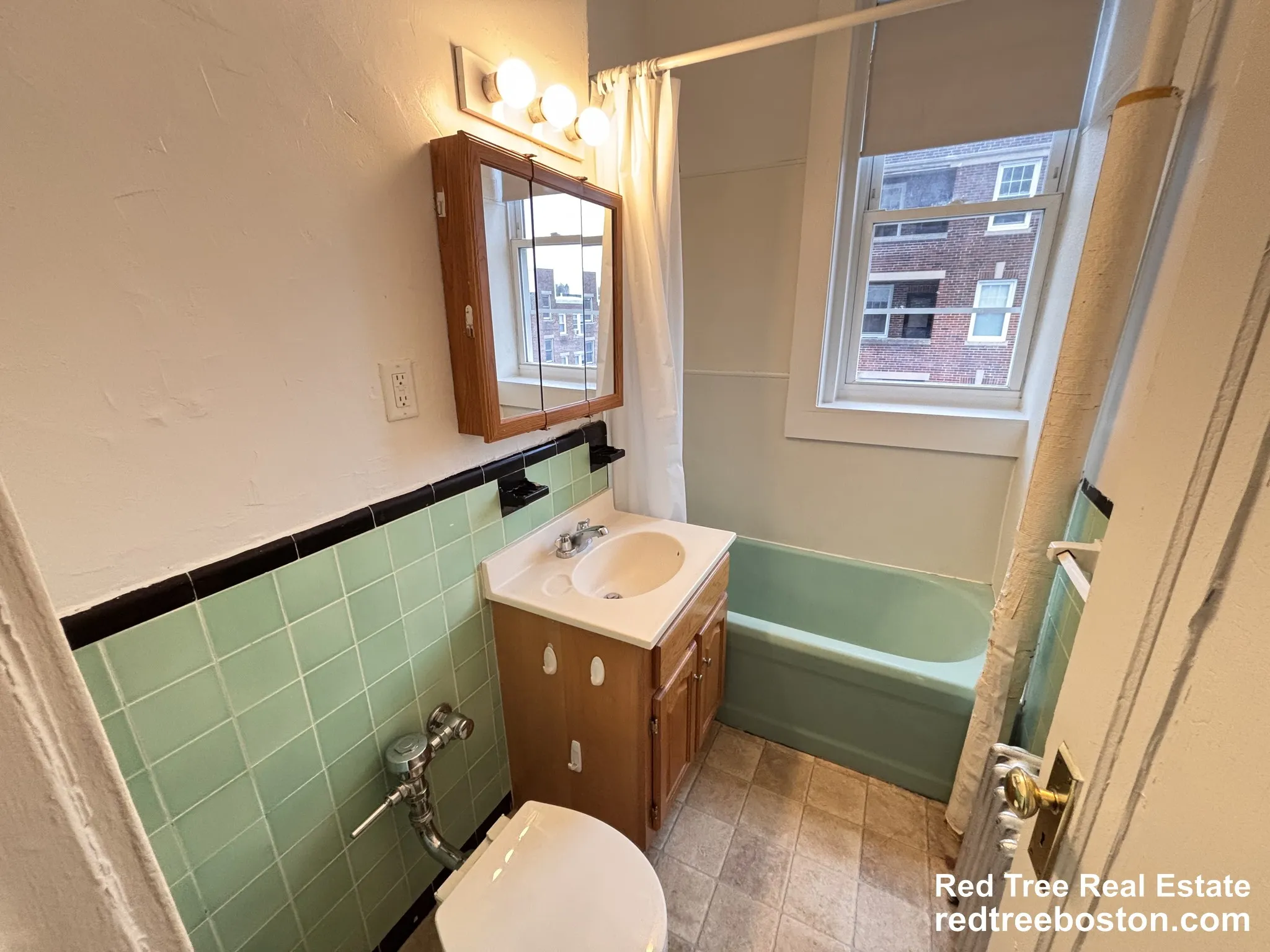 66 Chiswick Rd, Brighton