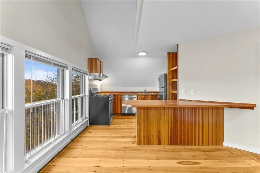 1 Samoset Ave, Mansfield