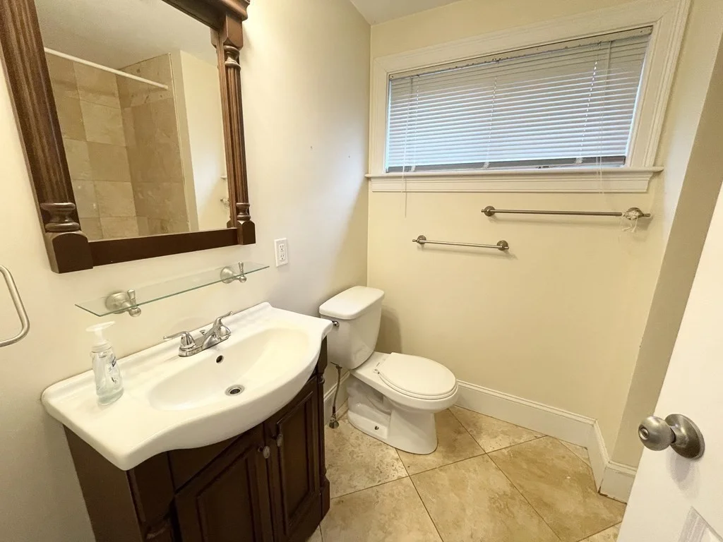 178 Hillside St, Mission Hill