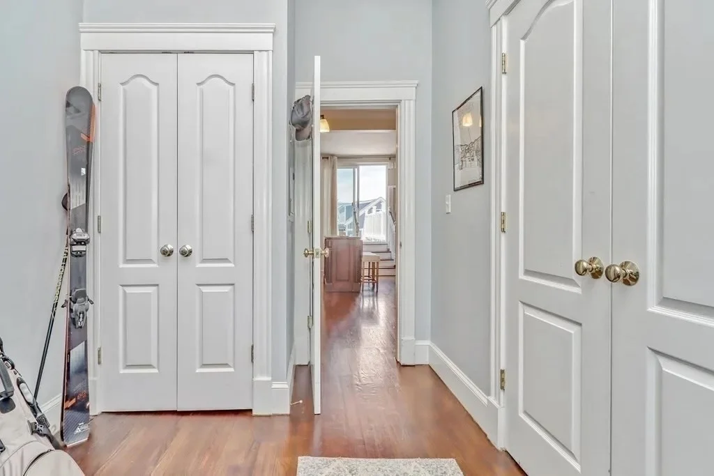 439 West Fourth St, South Boston