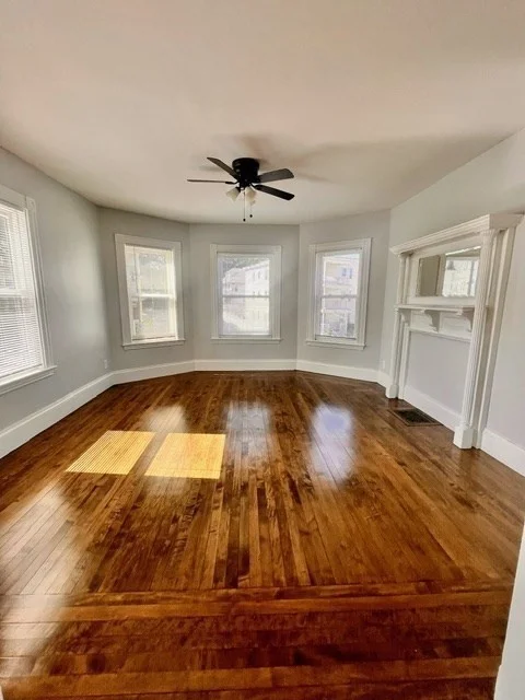 686 River St, Hyde Park