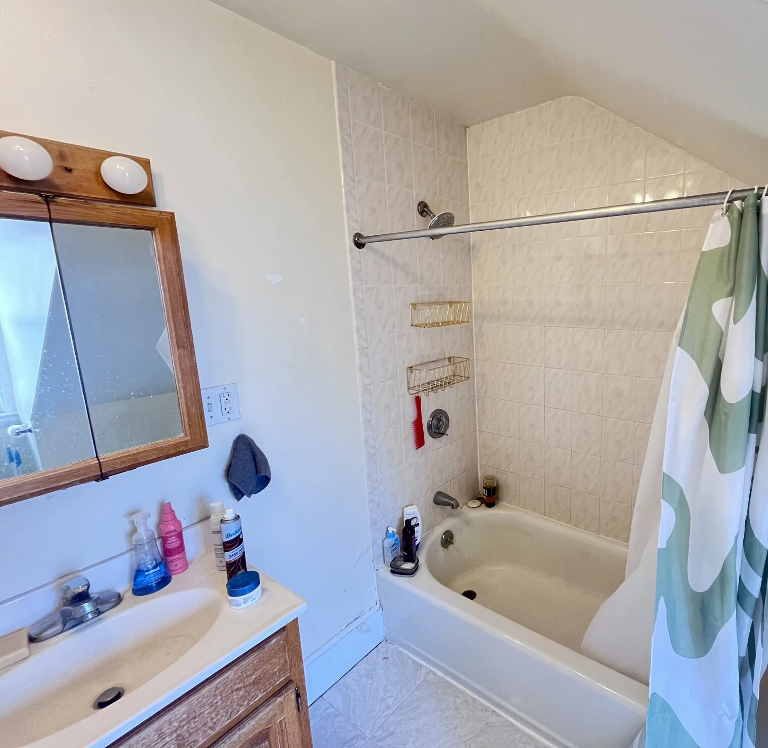216 Freeman St, North Brookline