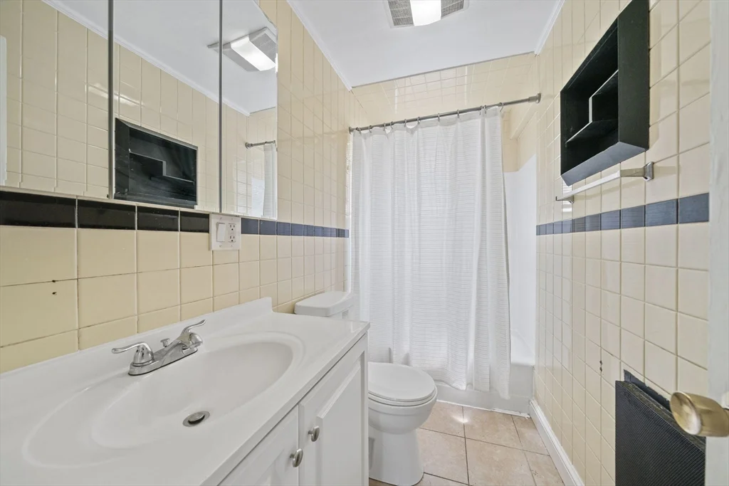 28 Federal Ave, Quincy