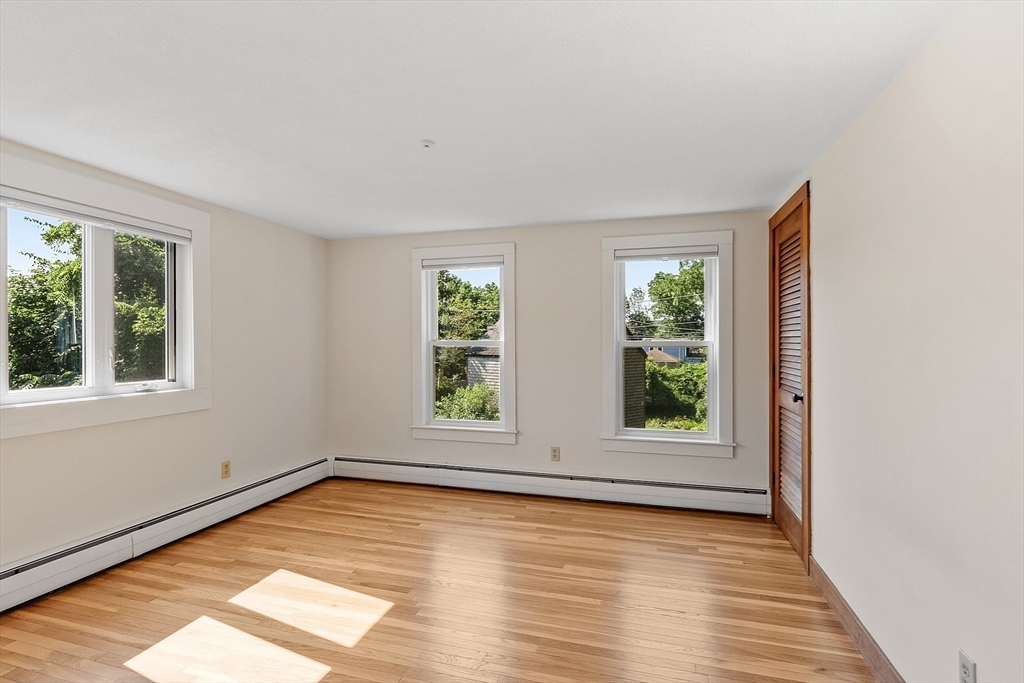 4 Lowest Ln, Rockport