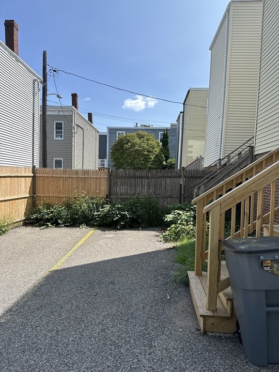 784 E 3rd St, South Boston