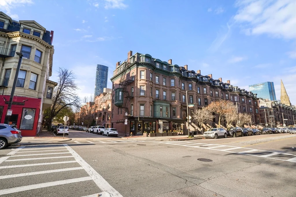 533 Columbus Ave, South End