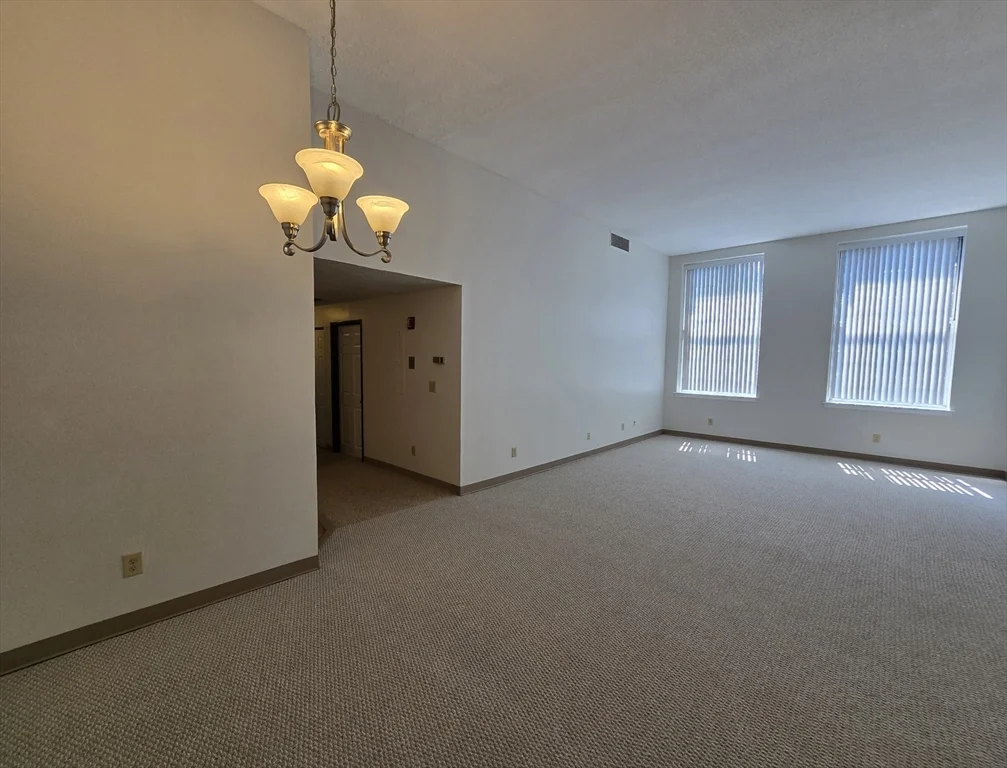 130 Beach St, Quincy