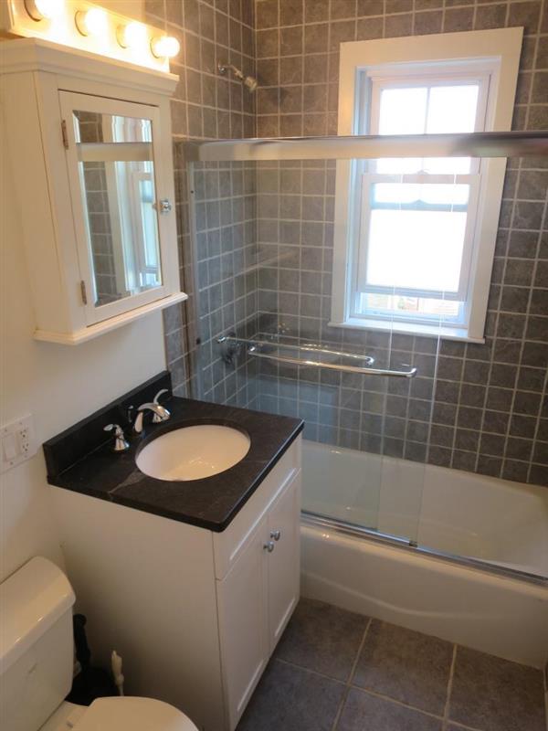 23 Lowell St, Spring Hill