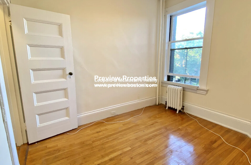 2W Ware St, Mid Cambridge