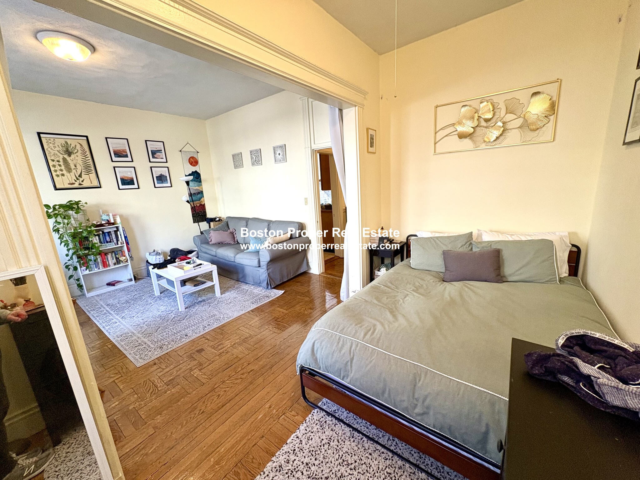 28 Queensberry St, Fenway